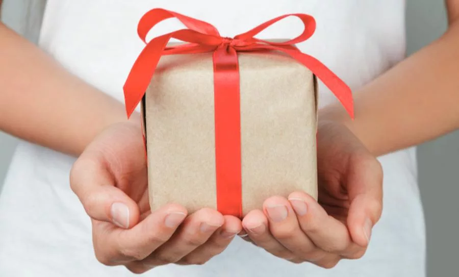 Top Reasons to Give Someone a Gift – Quinn's Mercantile